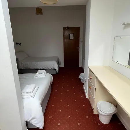 Bed & Breakfast Lavelle's Seaside House & Mickey's Bar