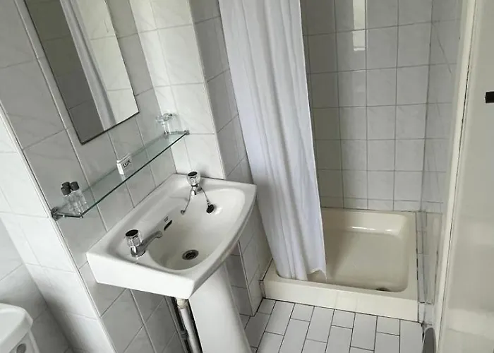 Lavelle's Seaside House & Mickey's Bar B&B Achill Sound